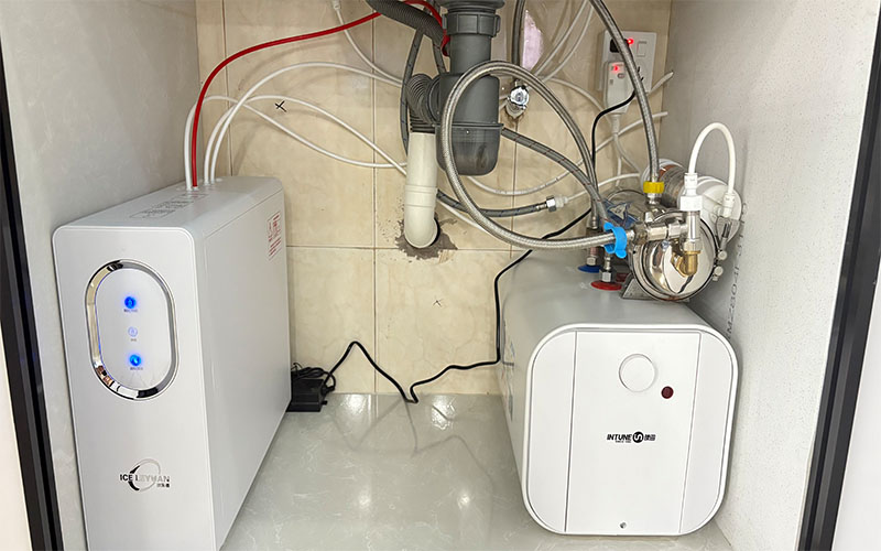 美健源分店自来水、纯净水、超滤水一体安装(图2)